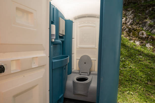 Best Portable restroom trailer rental  in Taylor, AZ
